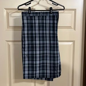 PGA Tour! Size 52!  Gray and Black Plaid Golf Short! Lightweight! 100 Polyester!